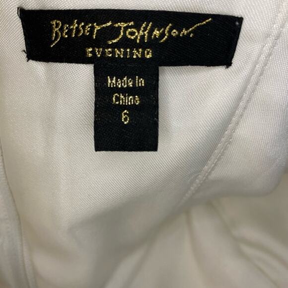 Betsey Johnson Women's Beaded Strapless Dress Size 6 - Picture 4 of 6